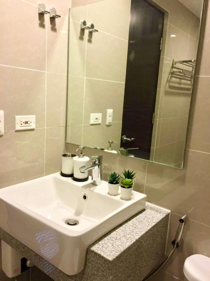 Daniella'S Modern & Cozy Suite In Uptown Bgc Manilla Buitenkant foto
